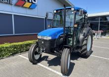 Tractores - tracción 4 ruedas New Holland TN 55 D (311)