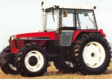Tractores - tracción 4 ruedas UTB Universal U 1033 DT