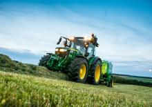 Tractores - tracción 4 ruedas John Deere 5115R