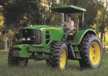 Tractores - tracción 4 ruedas John Deere 6110 E