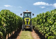 Tractores - tracción 4 ruedas Claas Nexos 220 F