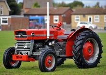 Tractores - tracción 2 ruedas Massey Ferguson 135