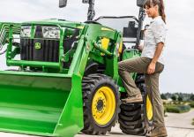 Tractores de uso municipal John Deere 3038 E