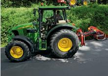 Tractores de uso municipal John Deere 3720