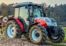 Tractores de uso municipal Steyr 375 Kompakt