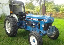 Tractores de uso municipal Ford-NH 3930