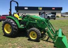 Tractores de uso municipal John Deere 4044M 