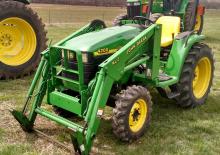 Tractores de uso municipal John Deere 4200 HST