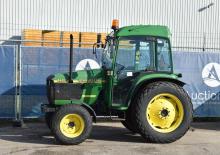 Tractores de uso municipal John Deere 4600