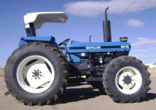 Tractores de uso municipal Ford-NH 6610
