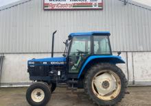 Tractores de uso municipal Ford-NH 6640