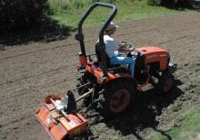 Tractores de uso municipal Kubota B 2230 D