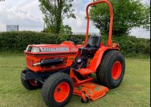 Tractores de uso municipal Kubota B2150