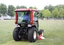 Tractores de uso municipal Yanmar EF 227H