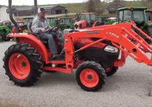 Tractores de uso municipal Kubota L3240