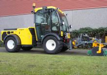Tractores de uso municipal Multihog MX 120