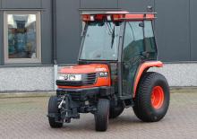 Tractores de uso municipal Kubota ST 35 a