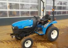 Tractores de uso municipal New Holland TC 21 D