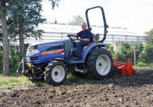 Tractores de uso municipal Iseki TH 4335