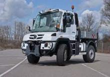 Tractores de uso municipal Unimog U 200