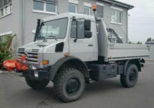 Tractores de uso municipal Unimog U 4000