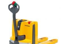 Transpaleta elec. de conductor acompañante Jungheinrich EJE 112i