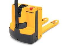 Transpaleta elec. de conductor acompañante Jungheinrich EJE 116