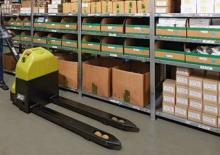 Transpaleta elec. de conductor acompañante Clark WPX 18