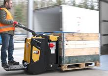 Transpaleta elec. de conductor acompañante Caterpillar NPP18N3