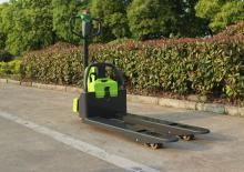 Transpaleta elec. de conductor acompañante Zoomlion TB15E