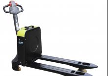 Transpaleta elec. de conductor acompañante Clark Wpio15