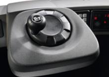 Transpaletas con asiento BT LRE 300 