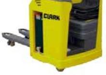 Transpaletas con plataforma elevadora Clark CRPT 30 ac