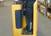 Transpaletas con plataforma elevadora Actil Warehouse Trucks SAR 20N