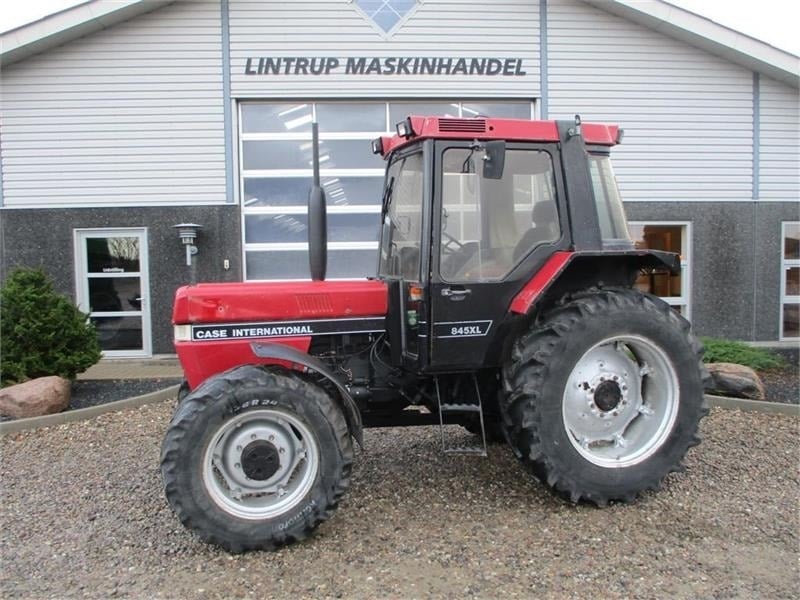 Case IH 845 XL Ficha tecnica & Especificaciones (1985-1987